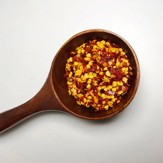 Dehydrierte Gemüseflocken, grünes Glocken-Chili-Granulat, hergestellt in China